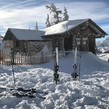 Deluxe Alpenkrone Apartment Schladming