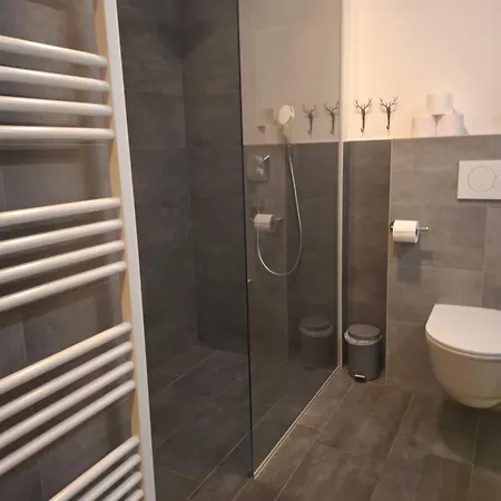 Deluxe Alpenkrone アパート *